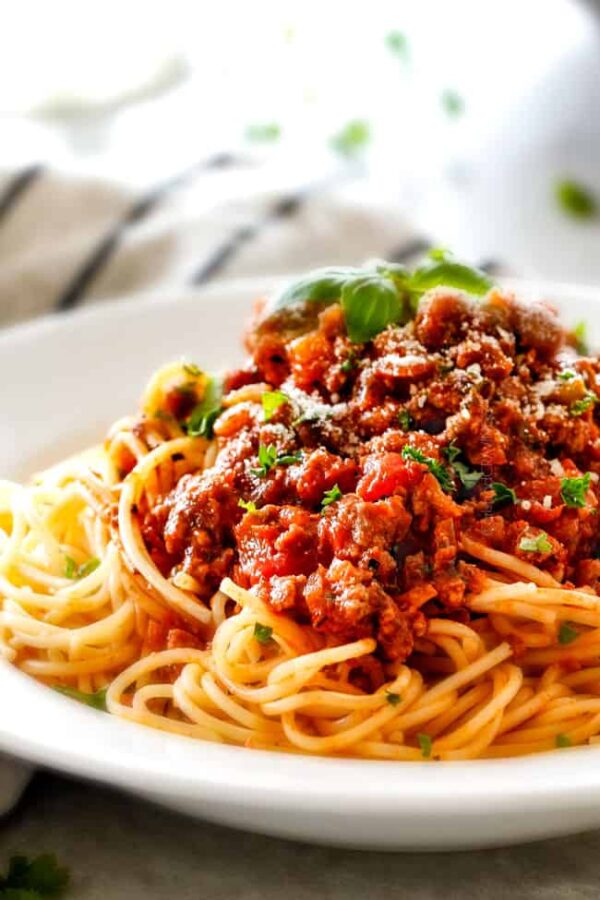 Spaghetti alla Bolognese - Mamma Mia Ristorante Pizzeria